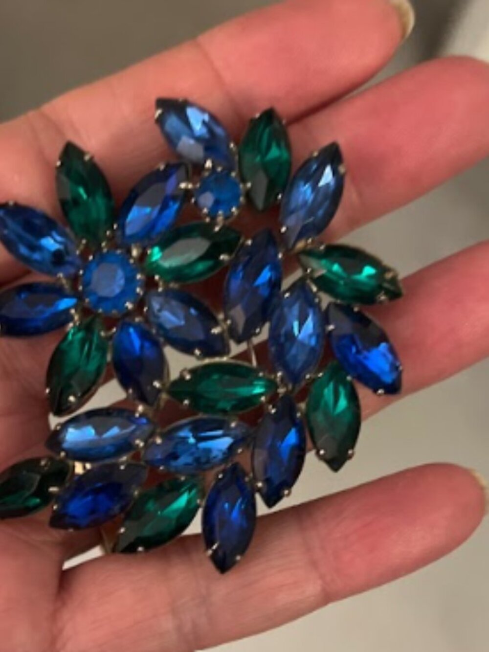 Vintage Juliana Blue and Green Rhinestones Brooch Pin Excellent condition